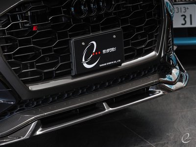 صورة 19 لـ 2021 AUDI RS Q8