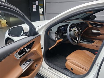 MERCEDES-BENZ E-CLASS - 10