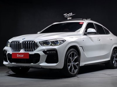 2021 BMW X6 — фото 1