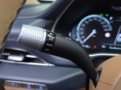 2023 Genesis GV80 thumbnail 30