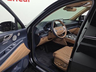2023 Genesis GV80 thumbnail 13