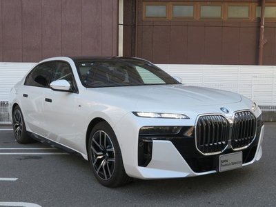 2025 BMW 7 SERIES thumbnail 42