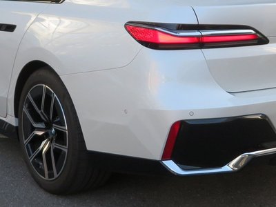 2025 BMW 7 SERIES thumbnail 49