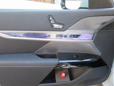 2025 BMW 7 SERIES thumbnail 30