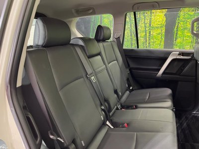 TOYOTA LAND CRUISER PRADO - 8