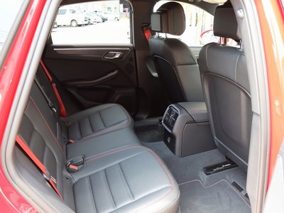 2022 Porsche MACAN 缩略图 60