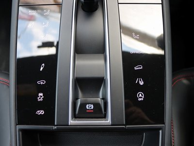 2022 Porsche MACAN 缩略图 42