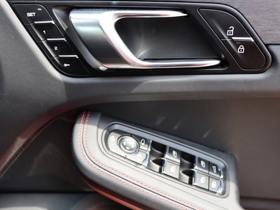 2022 Porsche MACAN 缩略图 45
