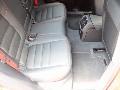 2022 Porsche MACAN 缩略图 61