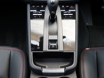2022 Porsche MACAN 缩略图 41