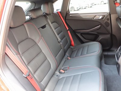 2022 Porsche MACAN 缩略图 62