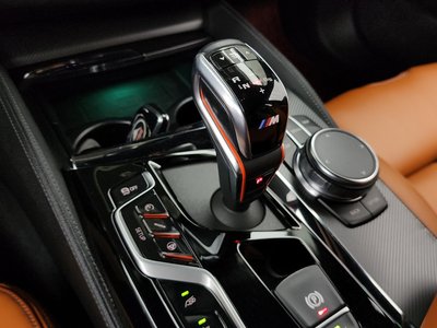2018 BMW M5 缩略图 12