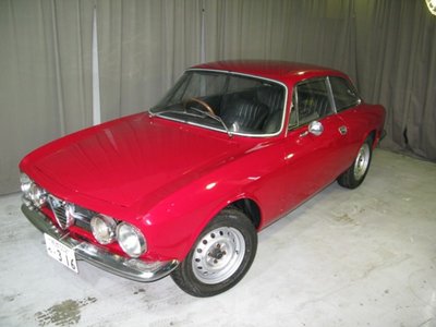 ALFA ROMEO 1750 GTV - 1