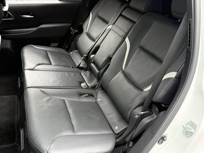 2023 Toyota LAND CRUISER 300 thumbnail 58