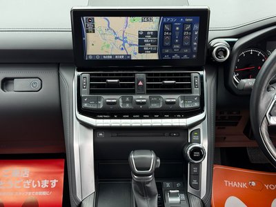 2023 Toyota LAND CRUISER 300 thumbnail 51