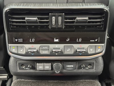 2023 Toyota LAND CRUISER 300 thumbnail 59