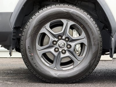 2023 Toyota LAND CRUISER 300 thumbnail 40