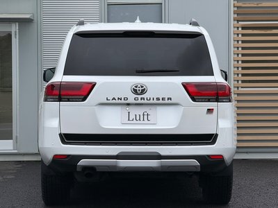 2023 Toyota LAND CRUISER 300 thumbnail 31