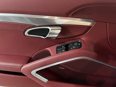 2024 Porsche 718 — миниатюра 16