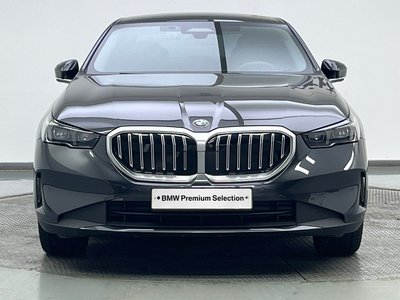 BMW 5 SERIES - 2