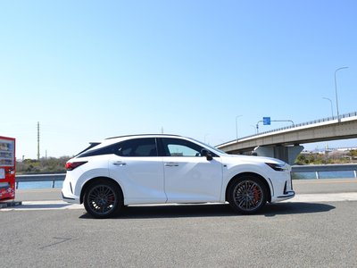 LEXUS RX - 7