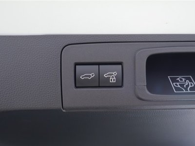 2025 Toyota CROWN SPORT — миниатюра 28