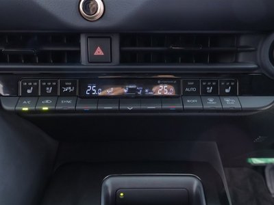 2025 Toyota CROWN SPORT photo 10