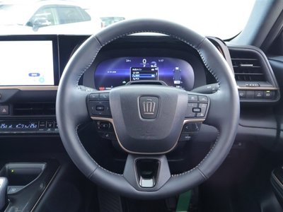 2025 Toyota CROWN SPORT — миниатюра 13