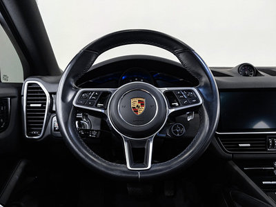 PORSCHE CAYENNE - 8