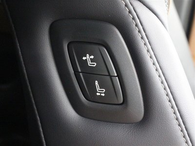 2025 Toyota CROWN CROSSOVER — фото 12