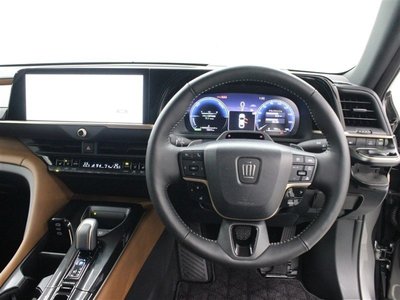 2025 Toyota CROWN CROSSOVER — фото 5