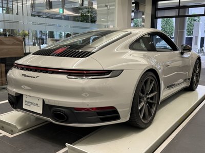 PORSCHE 911 - 4