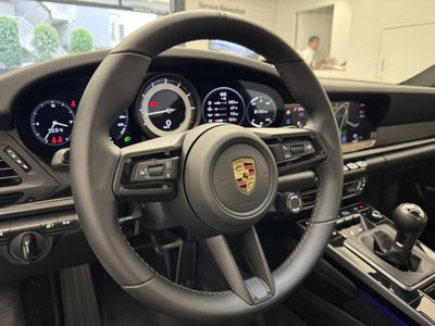 PORSCHE 911 - 10