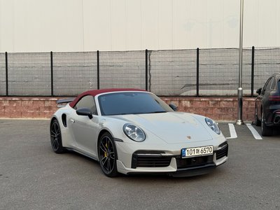 PORSCHE 911 - 4