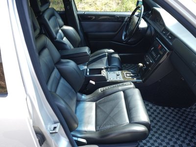 MERCEDES-BENZ E-CLASS AMG - 7