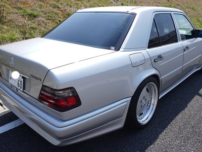 MERCEDES-BENZ E-CLASS AMG - 4