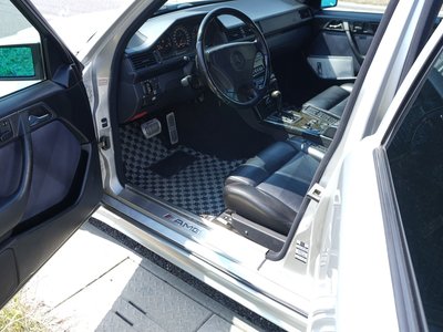 MERCEDES-BENZ E-CLASS AMG - 6