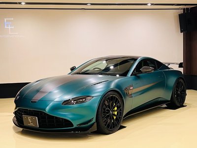 2025 Aston Martin VANTAGE — фото 1