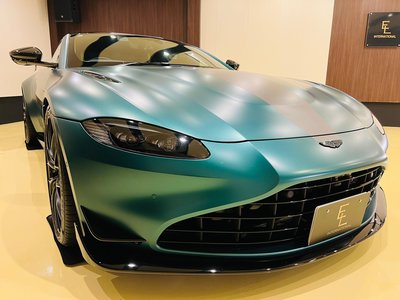 2025 Aston Martin VANTAGE — фото 13