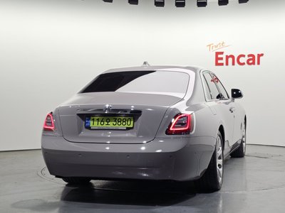 ROLLS-ROYCE GHOST - 3