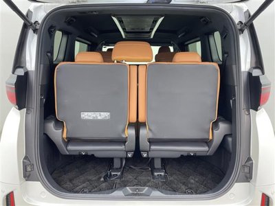 صورة مصغرة 13 لـ 2024 Toyota VELLFIRE