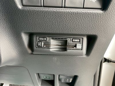 TOYOTA LAND CRUISER 250 - 8