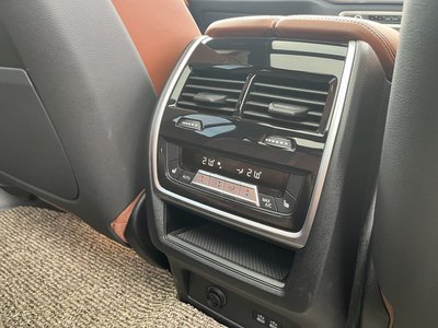2021 BMW X7 缩略图 45