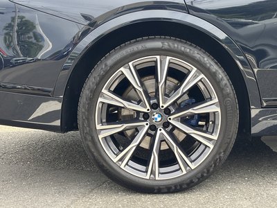 2021 BMW X7 缩略图 15