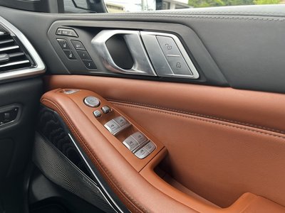 2021 BMW X7 缩略图 52
