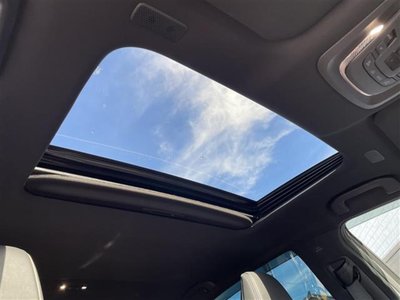 TOYOTA CROWN CROSSOVER - 7