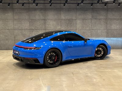 PORSCHE 911 - 7