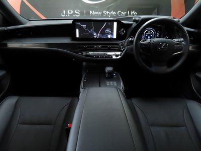LEXUS LS - 4