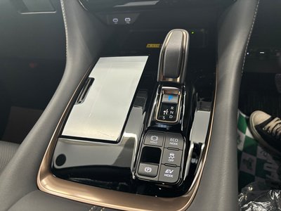 2026 TOYOTA ALPHARD 缩略图 11