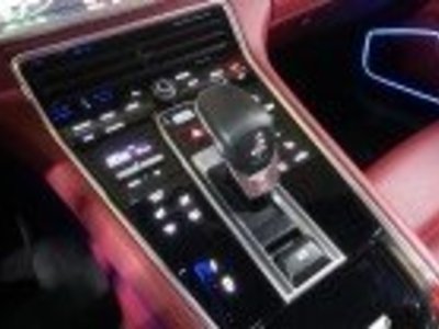 PORSCHE PANAMERA - 9